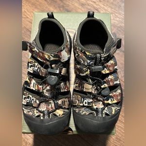 Keen H2 Newport Water Sandals size 1